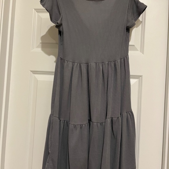 Dress - Picture 3 of 4